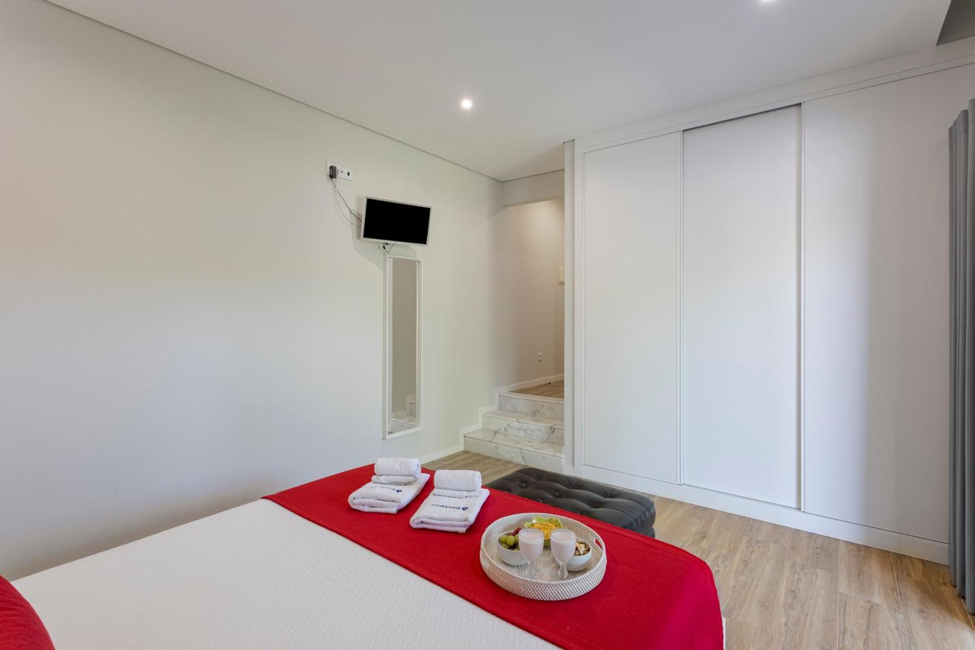 Spacious Villa Pool & Douro View By Host Wise Santa Marinha do Zêzere 客房 照片