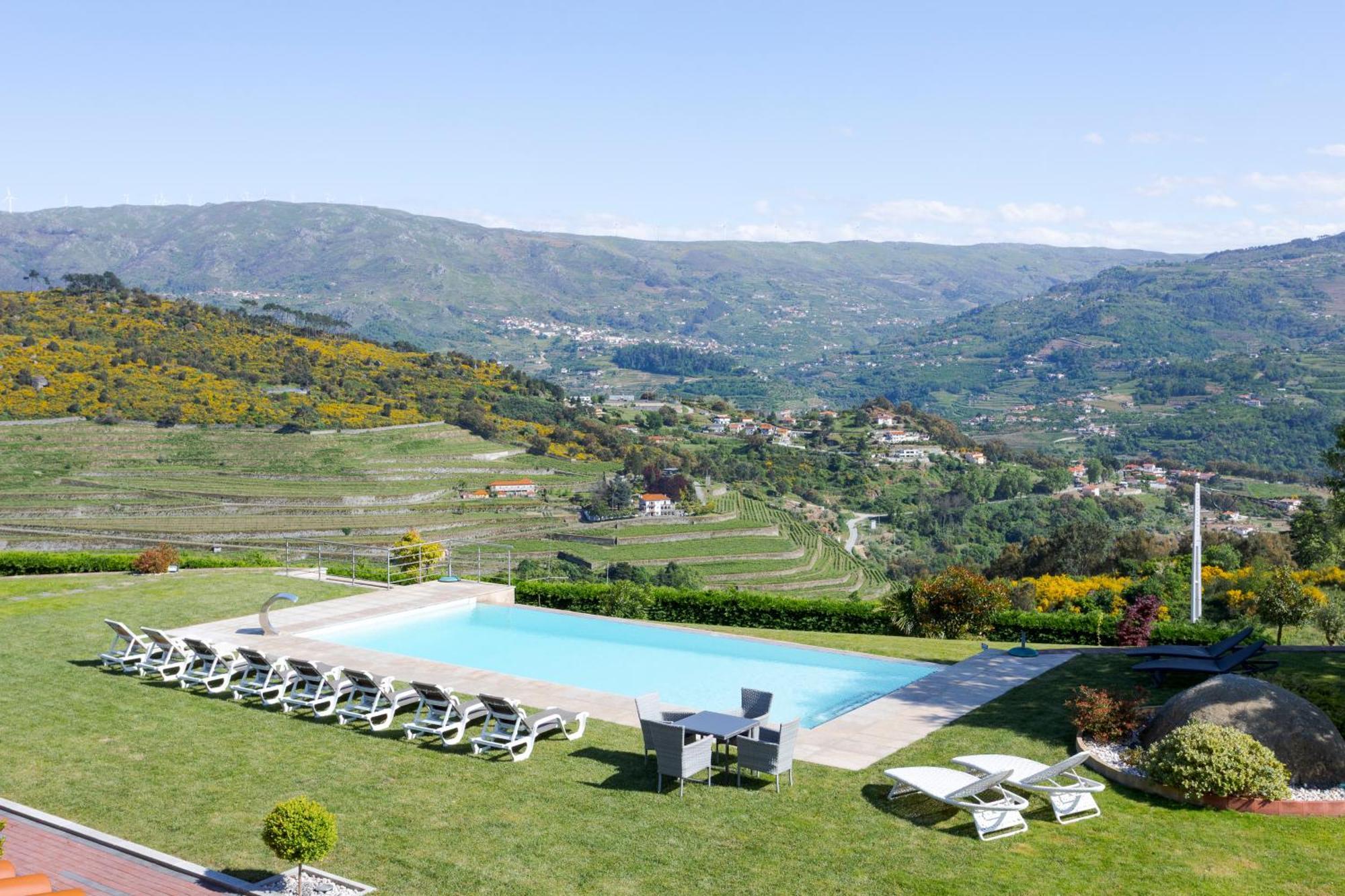 Spacious Villa Pool & Douro View By Host Wise Santa Marinha do Zêzere 外观 照片