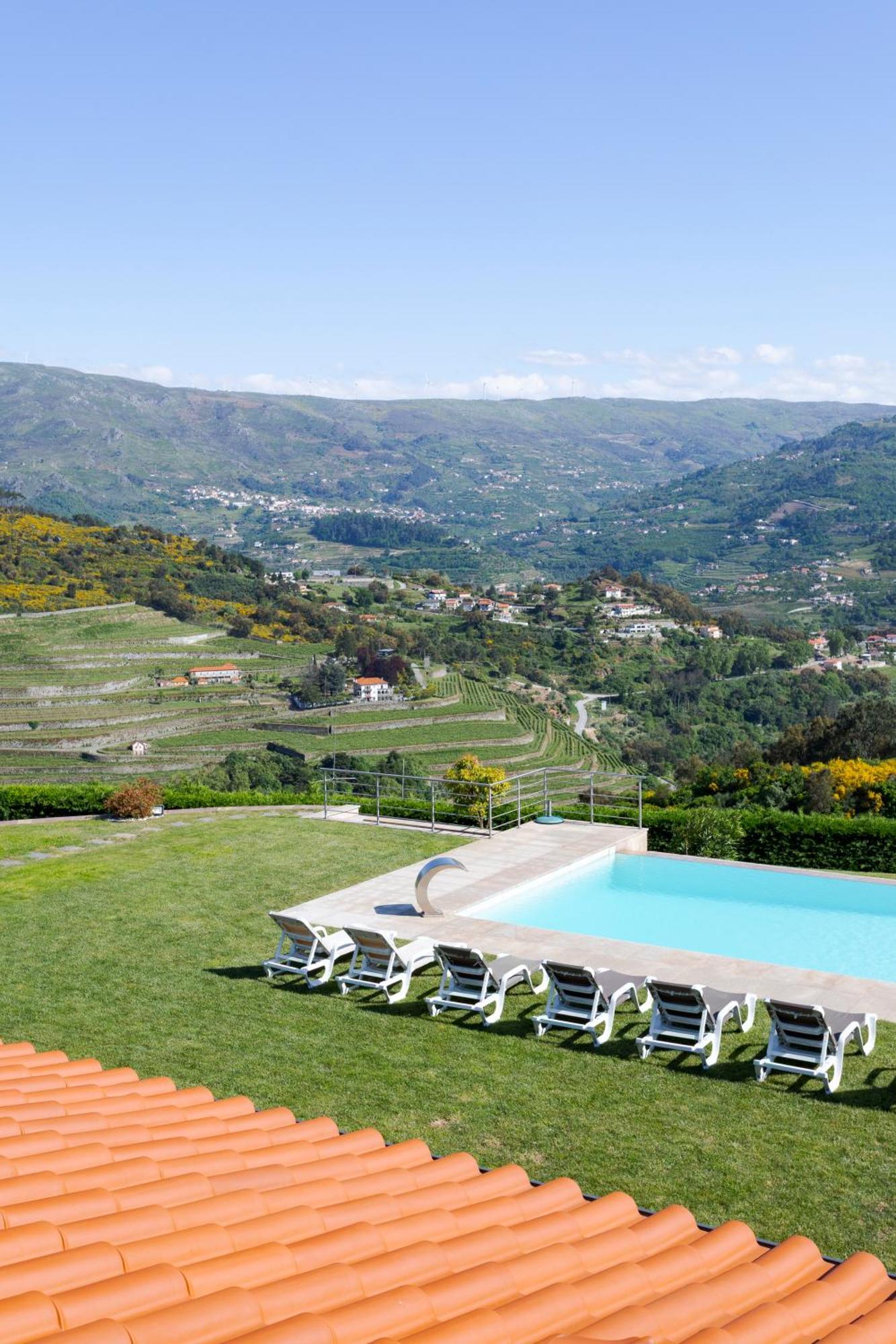 Spacious Villa Pool & Douro View By Host Wise Santa Marinha do Zêzere 外观 照片